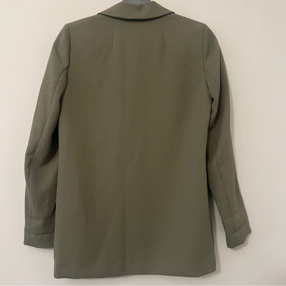 Aritzia Olive Blazer - Picture 3 of 9